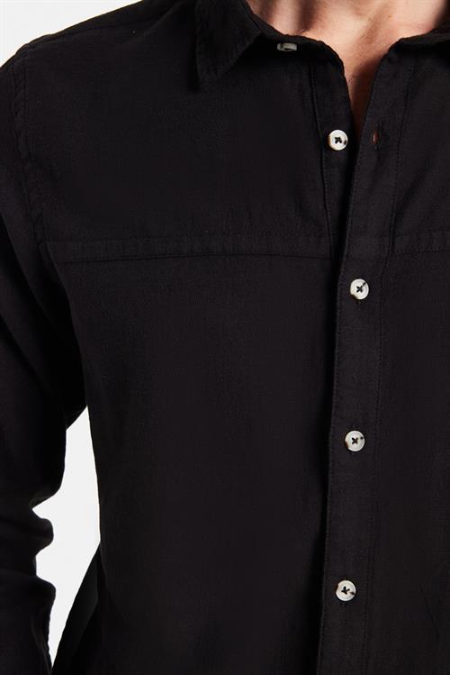 Erkek Slim Fit Dar Kesim Uzun Kollu %100 Pamuk Keten Doku Siyah Gömlek