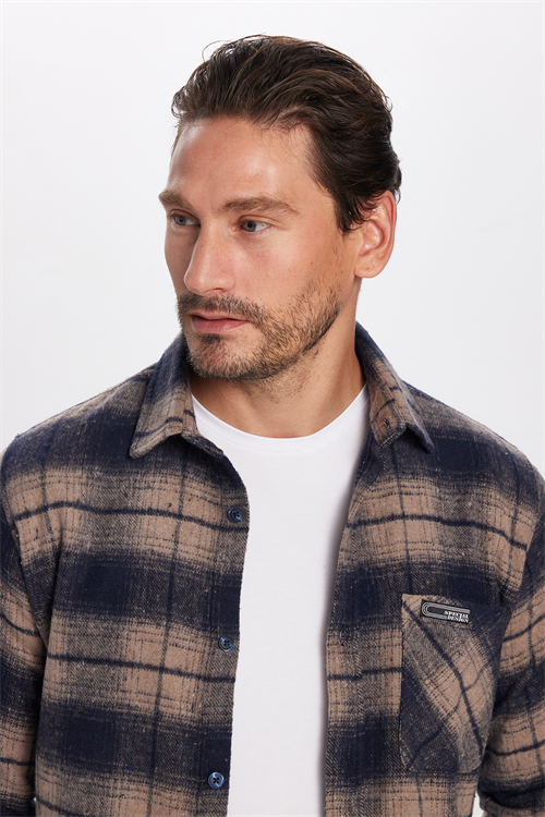 Erkek Slim Fit Dar Kesim Oduncu Tek Cep Kareli Kışlık Gömlek