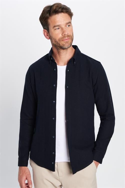 Erkek Slim Fit Dar Kesim Oduncu Düz Lacivert Düğmeli Yaka Kışlık Gömlek
