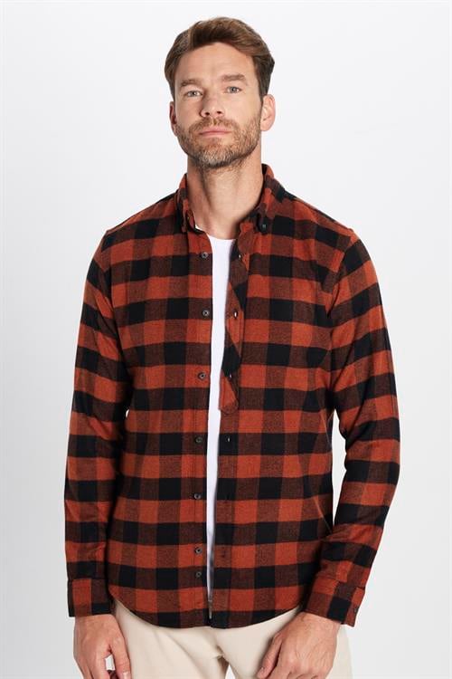 Erkek Slim Fit Dar Kesim Oduncu Düğmeli Yaka Kareli Kışlık Gömlek