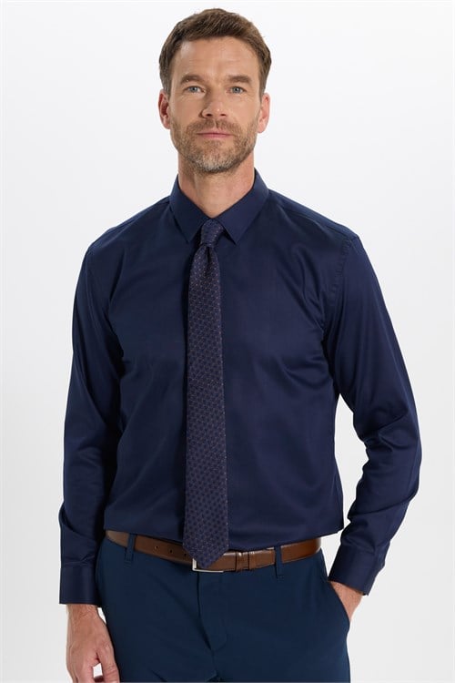 Erkek Slim Fit Dar Kesim Non-Iron Uzun Kollu Kravatlık Yaka Pamuklu Lacivert Gömlek