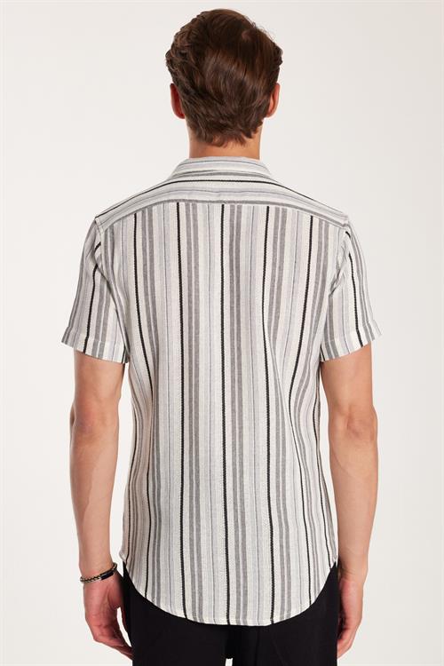 Erkek Slim Fit Dar Kesim Pamuklu Rahat Kullanım Çizgili Kısa Kollu Apaş Yaka Gömlek