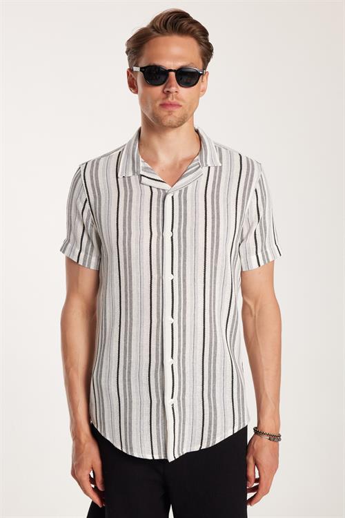 Erkek Slim Fit Dar Kesim Pamuklu Rahat Kullanım Çizgili Kısa Kollu Apaş Yaka Gömlek