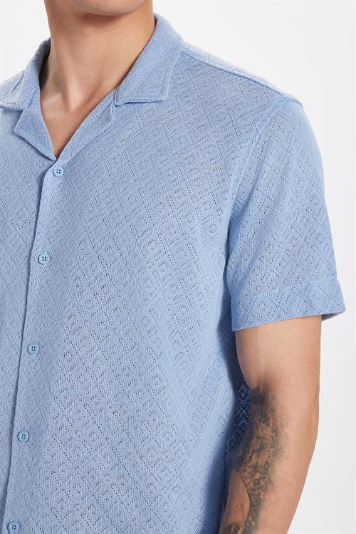 Erkek Slim Fit Dar Kesim Kısa Kollu Örme Doku Apaş Yaka Mavi Gömlek