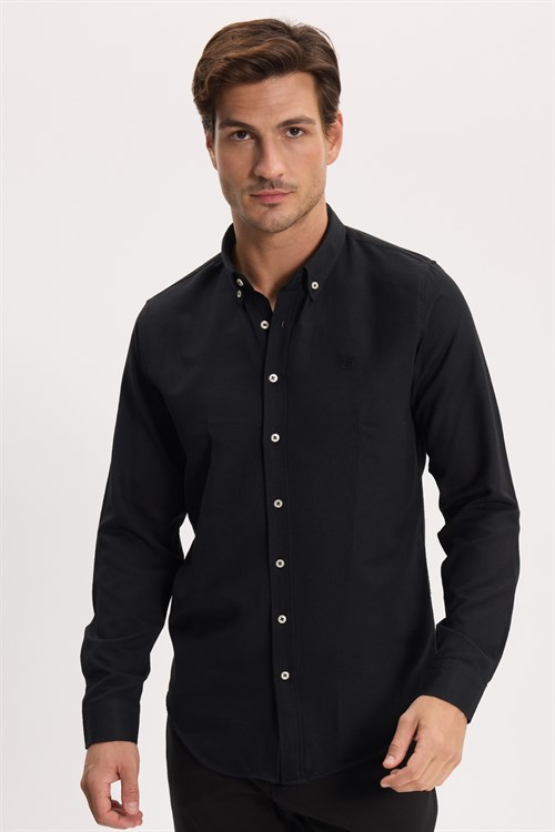 Erkek Slim Fit Dar Kesim Düz Oxford Armalı Düğmeli Yaka Siyah Spor Gömlek