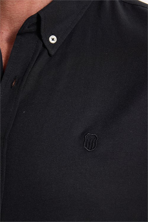 Erkek Slim Fit Dar Kesim Düz Oxford Armalı Düğmeli Yaka Siyah Spor Gömlek