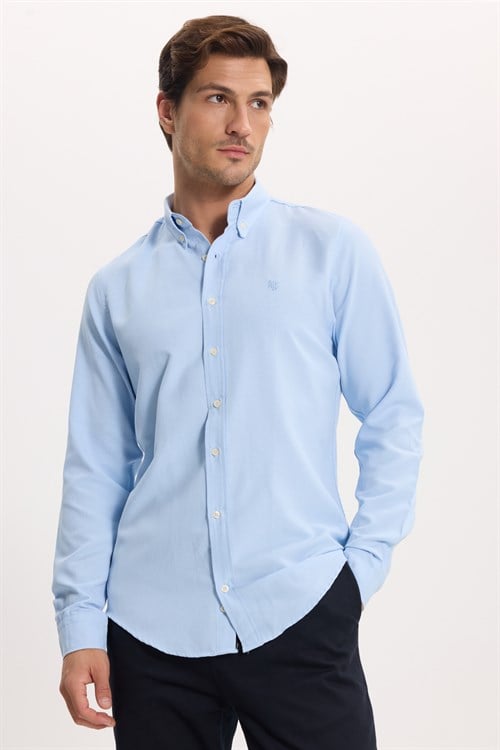 Erkek Slim Fit Dar Kesim Düz Oxford Armalı Düğmeli Yaka Mavi Spor Gömlek