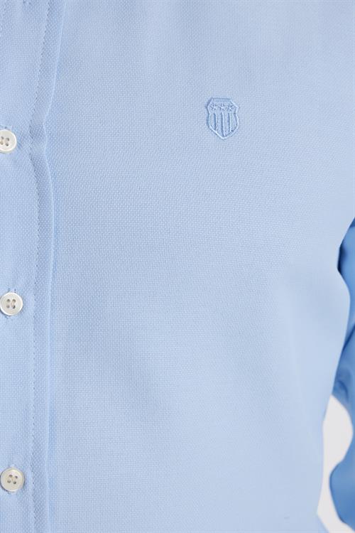 Erkek Slim Fit Dar Kesim Düz Oxford Armalı Düğmeli Yaka Mavi Spor Gömlek