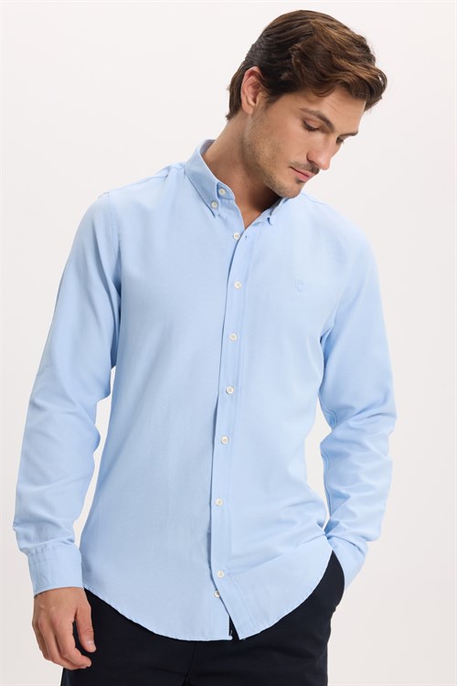 Erkek Slim Fit Dar Kesim Düz Oxford Armalı Düğmeli Yaka Mavi Spor Gömlek