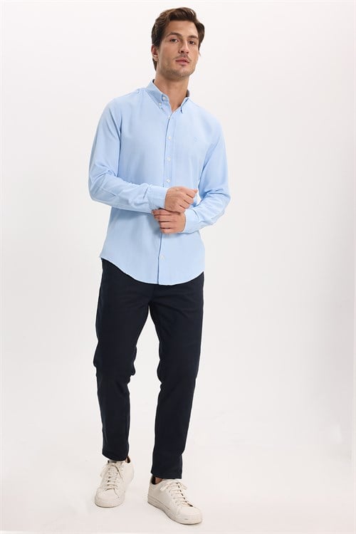 Erkek Slim Fit Dar Kesim Düz Oxford Armalı Düğmeli Yaka Mavi Spor Gömlek