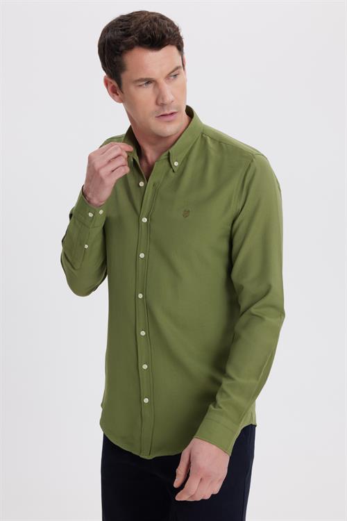 Erkek Slim Fit Dar Kesim Düz Oxford Armalı Düğmeli Yaka Yeşil Spor Gömlek