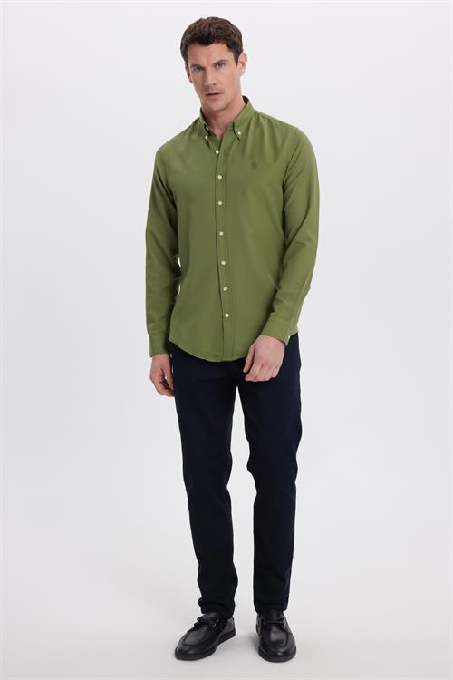 Erkek Slim Fit Dar Kesim Düz Oxford Armalı Düğmeli Yaka Yeşil Spor Gömlek