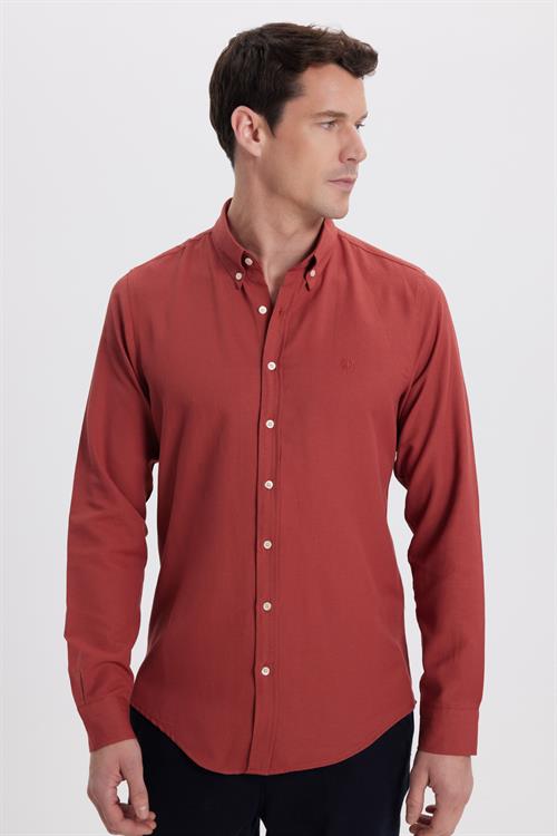 Erkek Slim Fit Dar Kesim Düz Oxford Armalı Düğmeli Yaka Kiremit Spor Gömlek