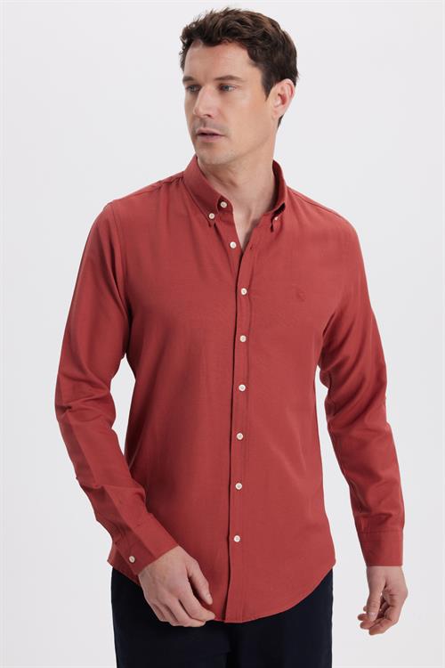 Erkek Slim Fit Dar Kesim Düz Oxford Armalı Düğmeli Yaka Kiremit Spor Gömlek