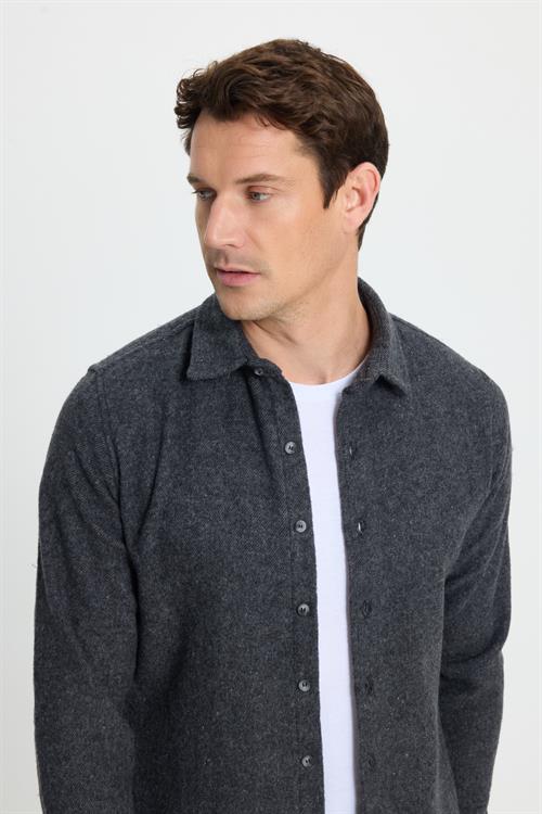 Erkek Slim Fit Dar Kesim Uzun Kollu Düz Kışlık Oduncu Koyu Gri Gömlek