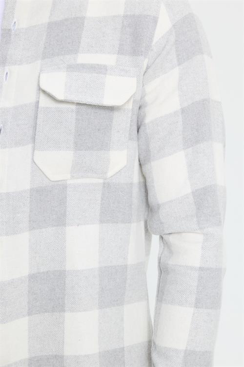 Erkek Slim Fit Dar Kesim Uzun Kollu Kapaklı Çift Cepli Kareli Kışlık Oduncu Gömlek