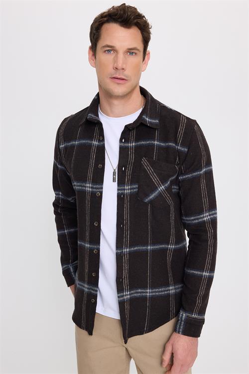 Erkek Slim Fit Dar Kesim Kareli Cepli Siyah Oduncu Gömlek
