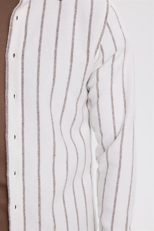 Erkek Slim Fit Dar Kesim Yaka Düğmeli Çizgili Oduncu Gömlek