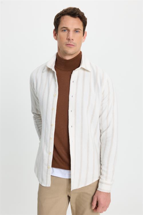 Erkek Slim Fit Dar Kesim Yaka Düğmeli Çizgili Oduncu Gömlek