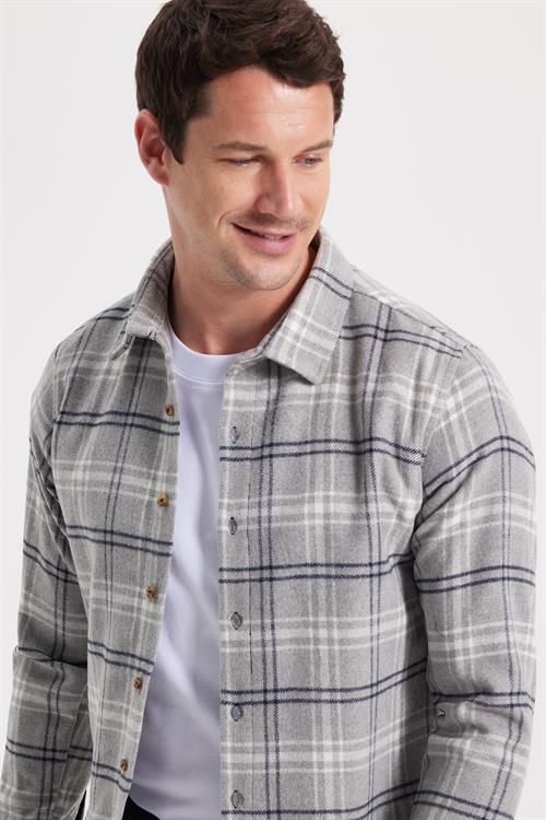 Erkek Slim Fit Dar Kesim Kareli Kışlık Oduncu Gömlek