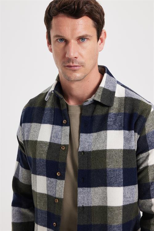 Erkek Slim Fit Dar Kesim Kareli Kışlık Oduncu Gömlek