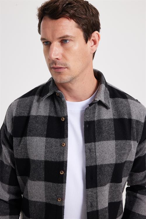Erkek Slim Fit Dar Kesim Kareli Kışlık Oduncu Gömlek