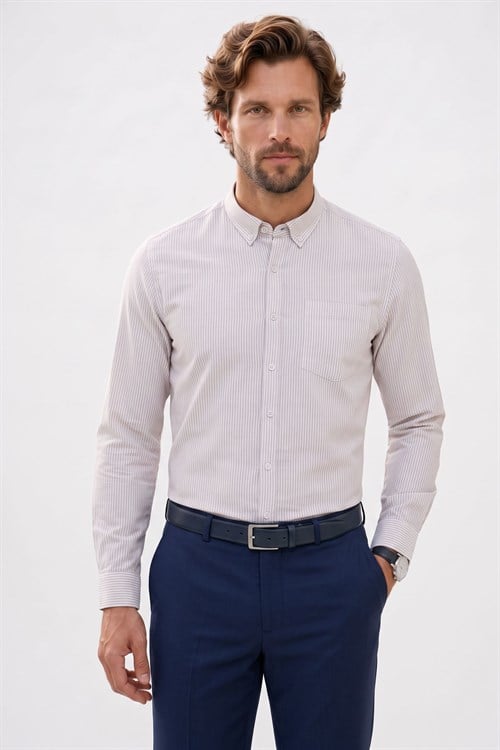 Erkek Slim Fit Dar Kesim %100 Pamuk Düğmeli Yaka Çizgili Uzun Kollu Cepli Keten Bej Gömlek