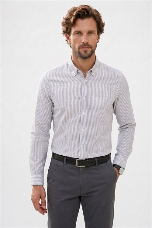 Erkek Slim Fit Dar Kesim %100 Pamuk Düğmeli Yaka Çizgili Uzun Kollu Cepli Keten Efektli Haki Gömlek
