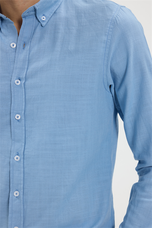 Erkek Slim Fit Dar Kesim %100 Pamuk Düğmeli Yaka Flam Keten Mavi Gömlek