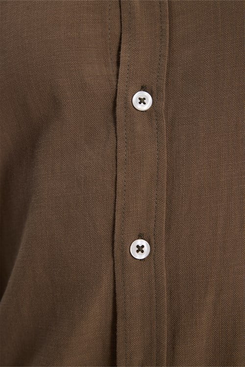 Erkek Slim Fit Dar Kesim %100 Pamuk Düğmeli Yaka Flam Keten Haki Gömlek
