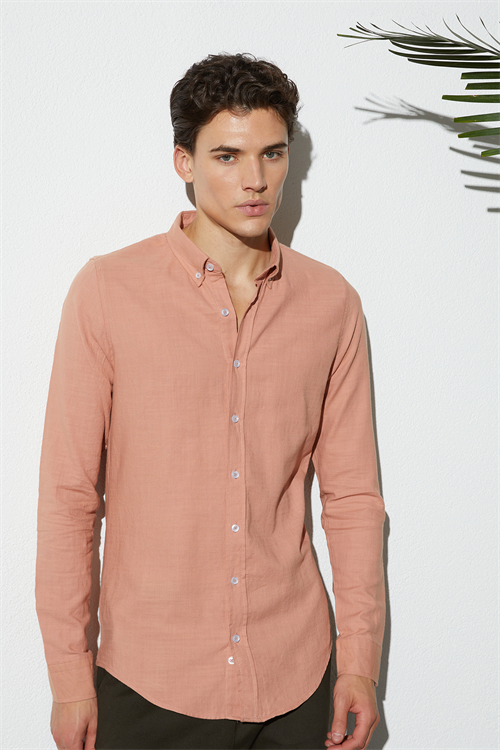 Erkek Slim Fit Dar Kesim %100 Pamuk Düğmeli Yaka Flam Keten Turuncu Gömlek