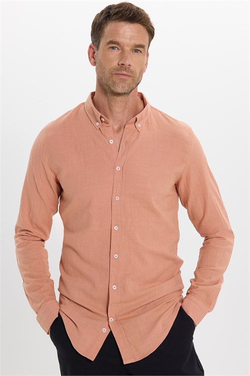 Erkek Slim Fit Dar Kesim %100 Pamuk Düğmeli Yaka Flam Keten Turuncu Gömlek