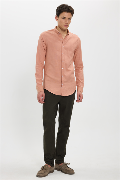 Erkek Slim Fit Dar Kesim %100 Pamuk Düğmeli Yaka Flam Keten Turuncu Gömlek