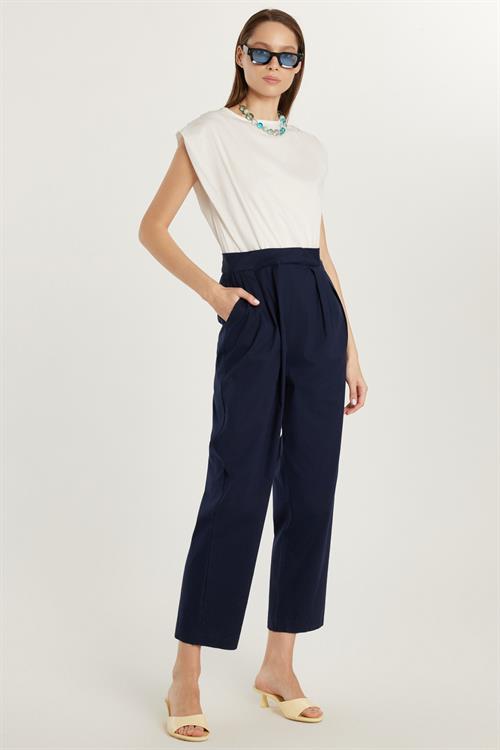 Kadın Slim Fit Dar Kesim Sıfır Kollu Cepli Bisiklet Yaka Tulum