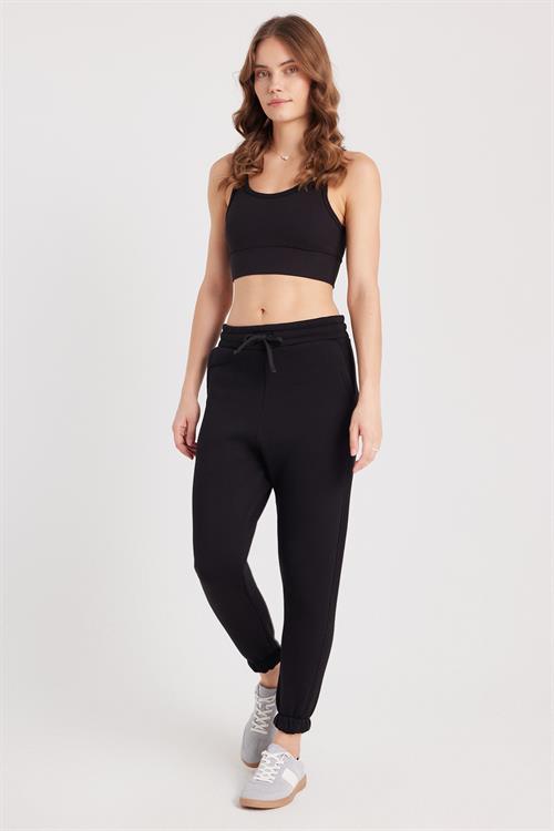 Kadın Relax Fit Rahat Kesim Şardonlu 3 Cepli Lastikli Jogger Paça Siyah Eşofman Altı