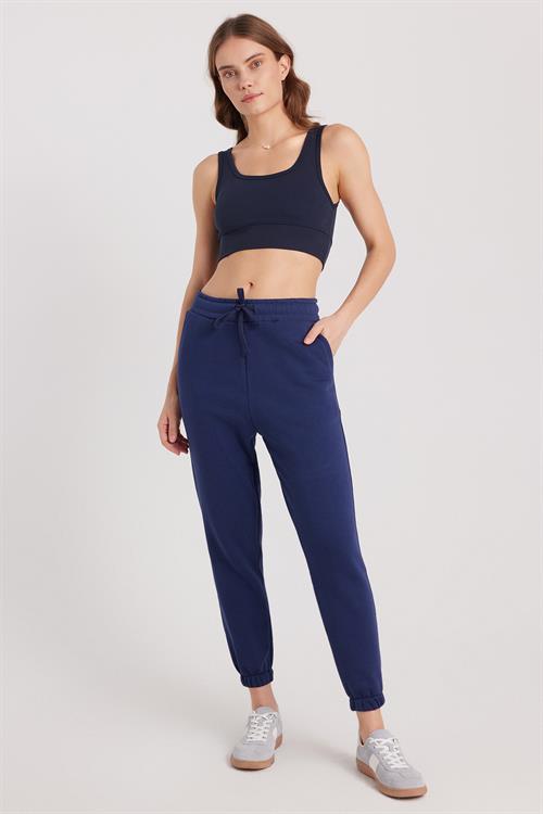 Kadın Relax Fit Rahat Kesim Şardonlu 3 Cepli Lastikli Jogger Paça Lacivert Eşofman Altı