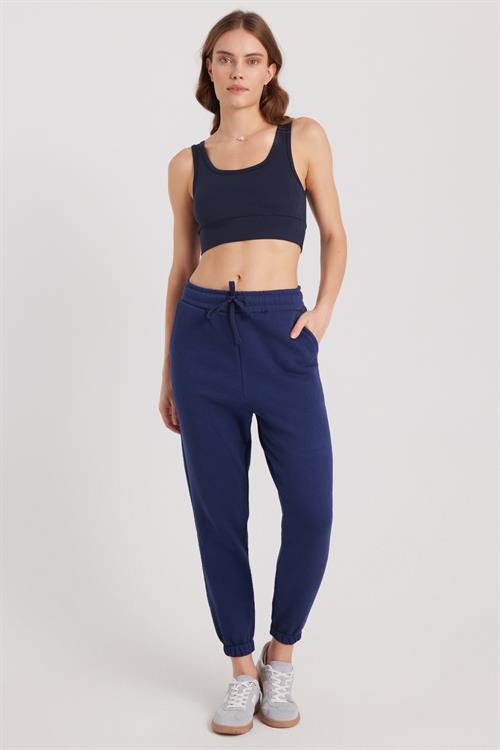 Kadın Relax Fit Rahat Kesim Şardonlu 3 Cepli Lastikli Jogger Paça Lacivert Eşofman Altı