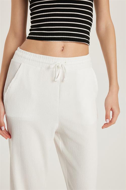 Kadın Regular Fit Beli Lastikli Bağlamalı Yüksek Bel Geniş Paça Ekru Pantolon
