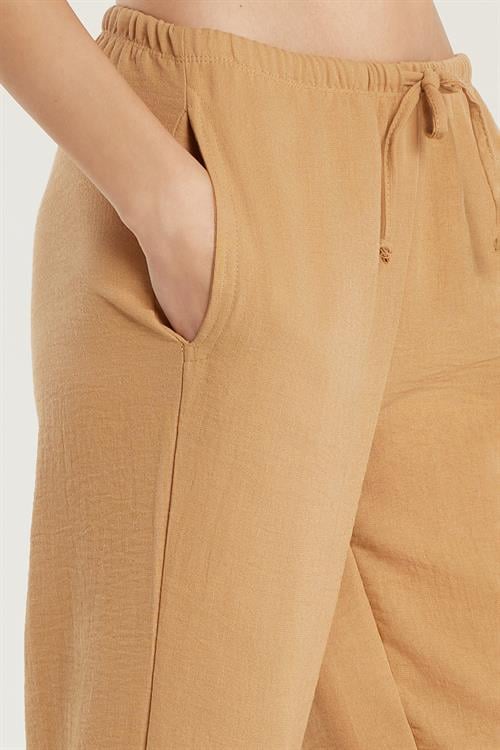 Kadın Regular Fit Beli Bağlamalı Keten Geniş Paça Bej Pantolon