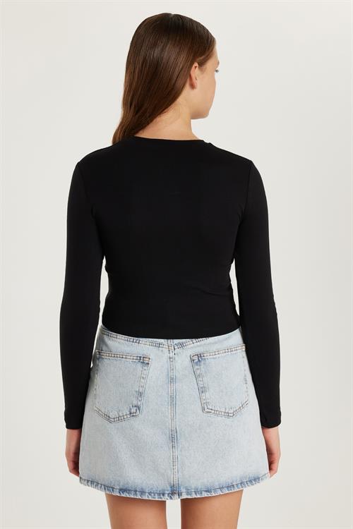 Kadın Slim Fit Dar Kesim Bisiklet Yaka Siyah Bluz