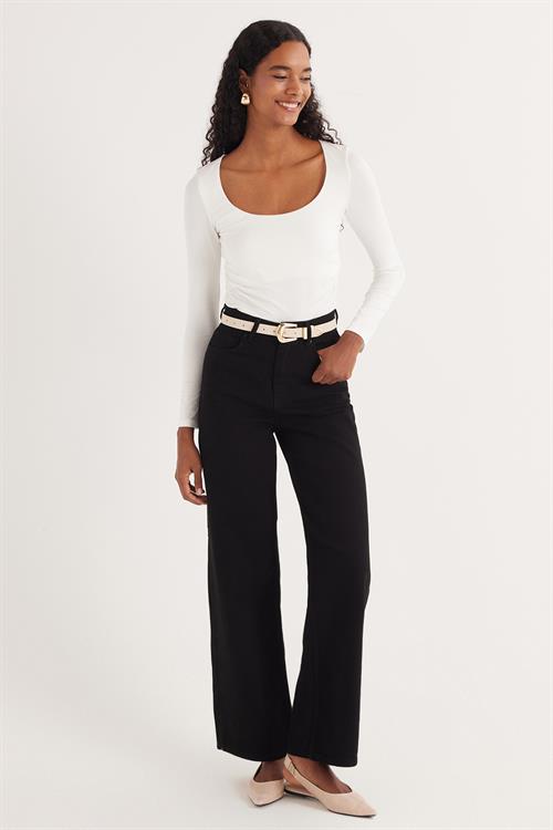 Kadın Slim Fit Dar Kesim Uzun Kollu U Yaka Ekru Bluz