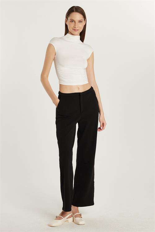 Kadın Regular Fit Sıfır Kol Ekru Bluz