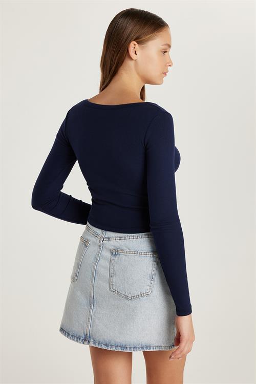Kadın Modal Kumaş Slim Fit Dar Kesim Uzun Kollu Geniş Yaka Lacivert Bluz