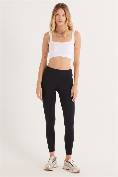 Kadın Slim Fit Dar Kesim Askılı U Yaka Beyaz Crop Atlet
