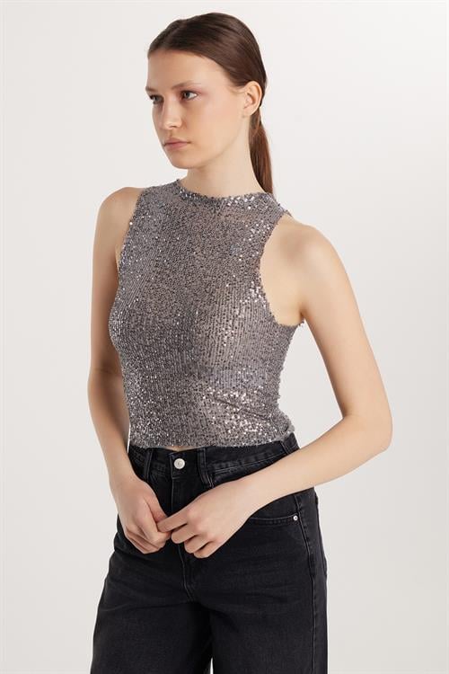 Kadın Slim Fit Dar Kesim Sıfır Kol Payetli Halter Yaka Gri Bluz