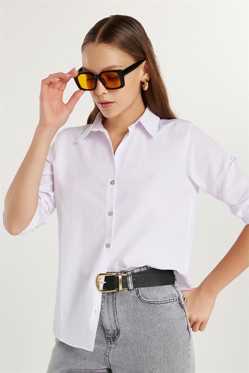 Kadın Slim Fit Dar Kesim Uzun Kollu Spor Yaka Beyaz Gömlek