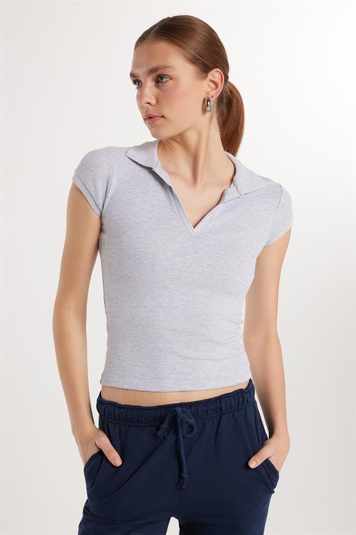 Kadın Modal Kumaş Slim Fit Dar Kesim Kısa Kollu V Yaka Gri Bluz