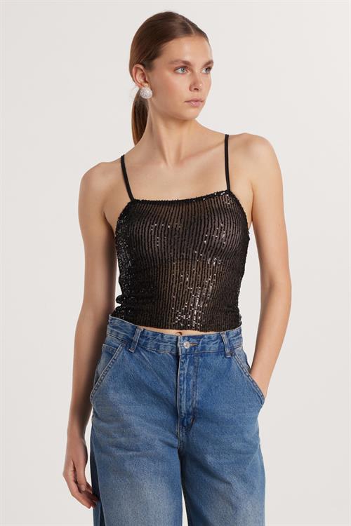 Kadın Slim Fit Dar Kesim Siyah Sıfır Kol U Yaka Bluz