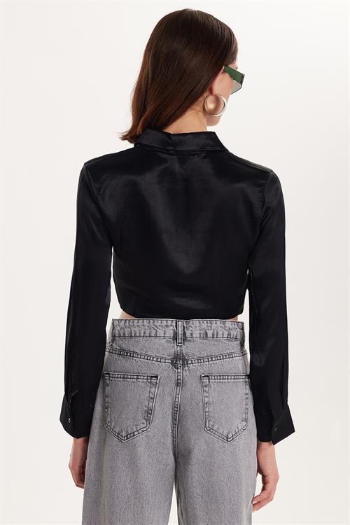 Kadın Slim Fit Dar Kesim Uzun Kollu  Klasik Yaka Siyah Gömlek