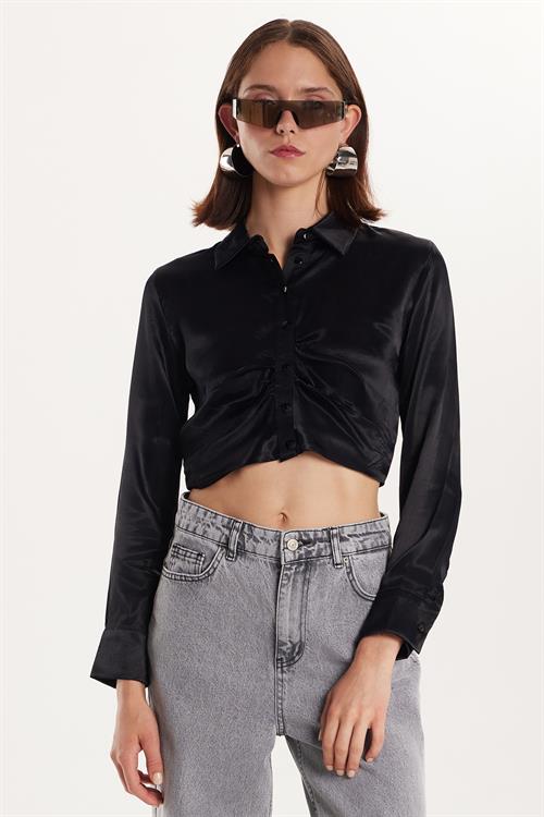 Kadın Slim Fit Dar Kesim Uzun Kollu  Klasik Yaka Siyah Gömlek